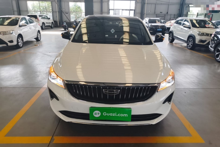 GEELY Emgrand 2022 car image #3