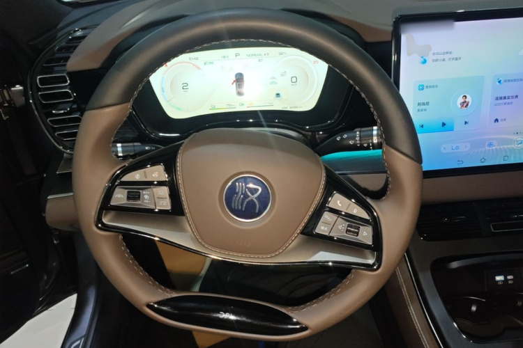 BYD Han 2022 car image #11
