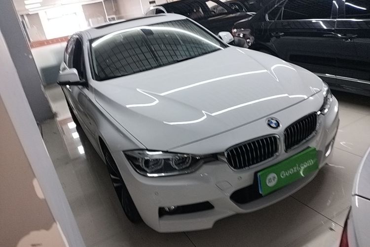 BMW 3 Series 2019 #4 BMW 3 Series 2019 car image #4