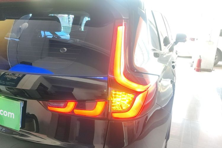 Honda CR-V 2023 صورة سيارة #8