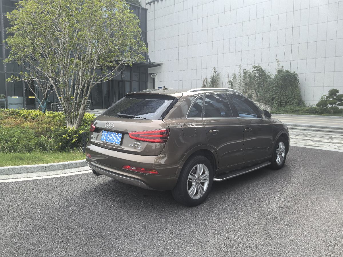 Audi Q3 2015 изображение автомобиля #11