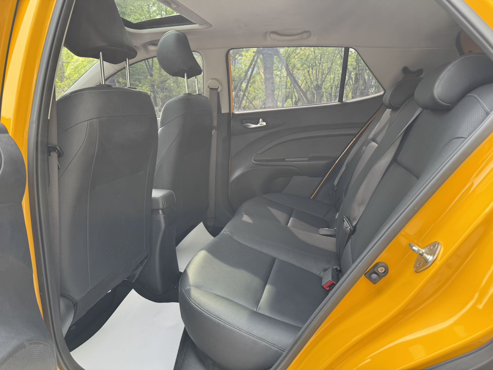 Kia KX1 2022 car image #14