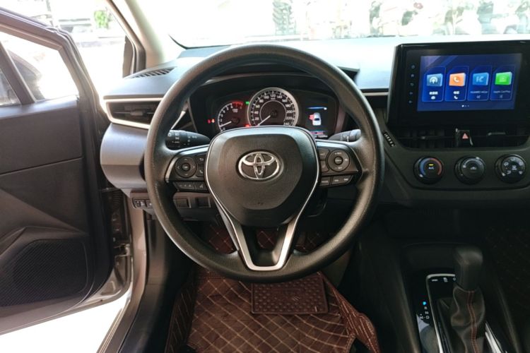 Toyota Corolla 2023 car image #11