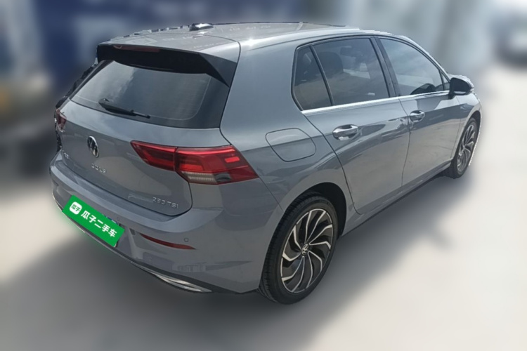 Volkswagen Golf 2022 car image #7