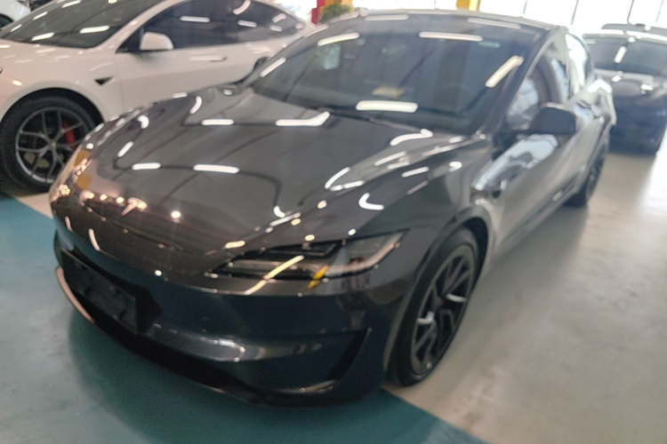 Tesla Model 3 2024 #2 Tesla Model 3 2024 car image #2