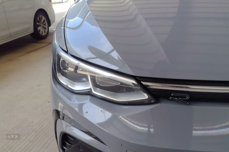 Volkswagen Golf 2023 car image #8