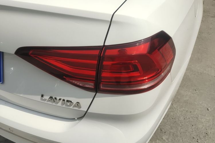 Volkswagen Lavida 2020 car image #8