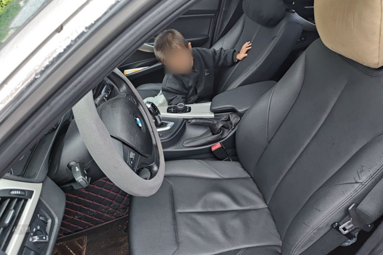 BMW 3 Series 2016 #17 BMW 3 Series 2016 car image #17