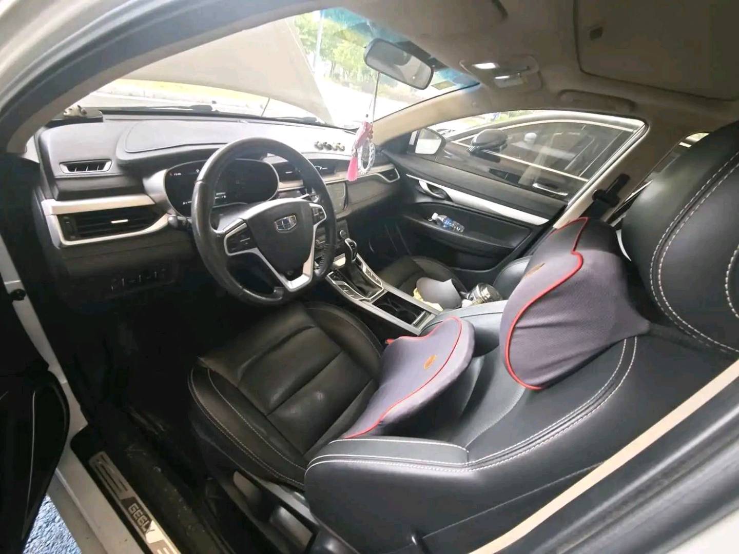 GEELY Emgrand 2019 #7 GEELY Emgrand 2019 car image #7