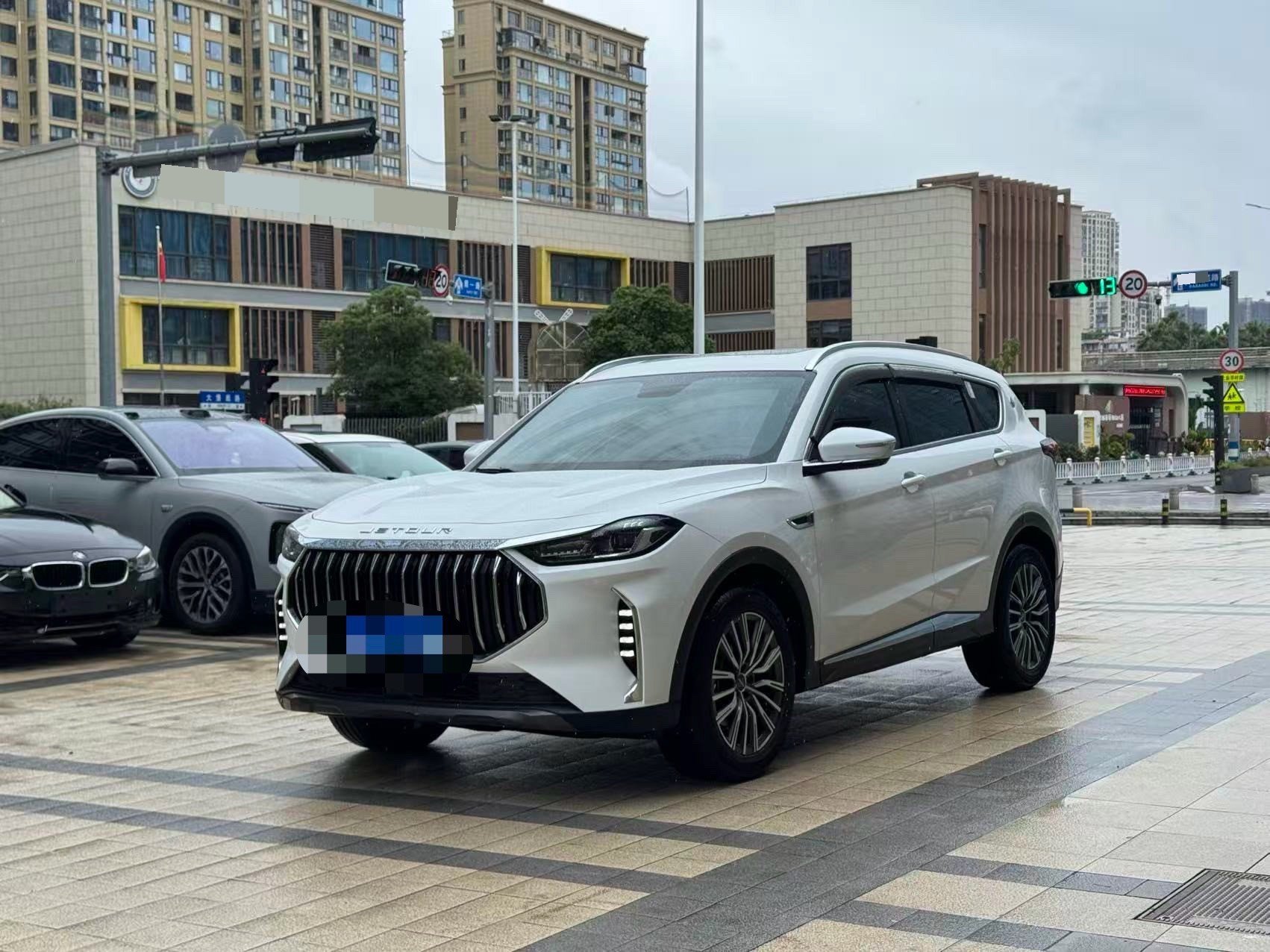 Jetour X70 PLUS 2024 car image 
