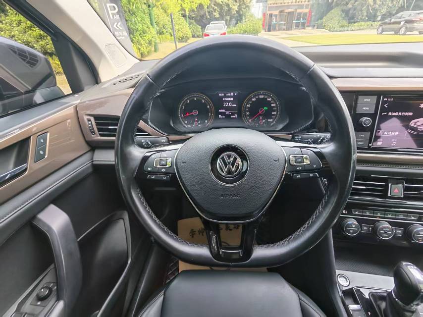 Volkswagen Tharu 2019 #9 Volkswagen Tharu 2019 car image #9