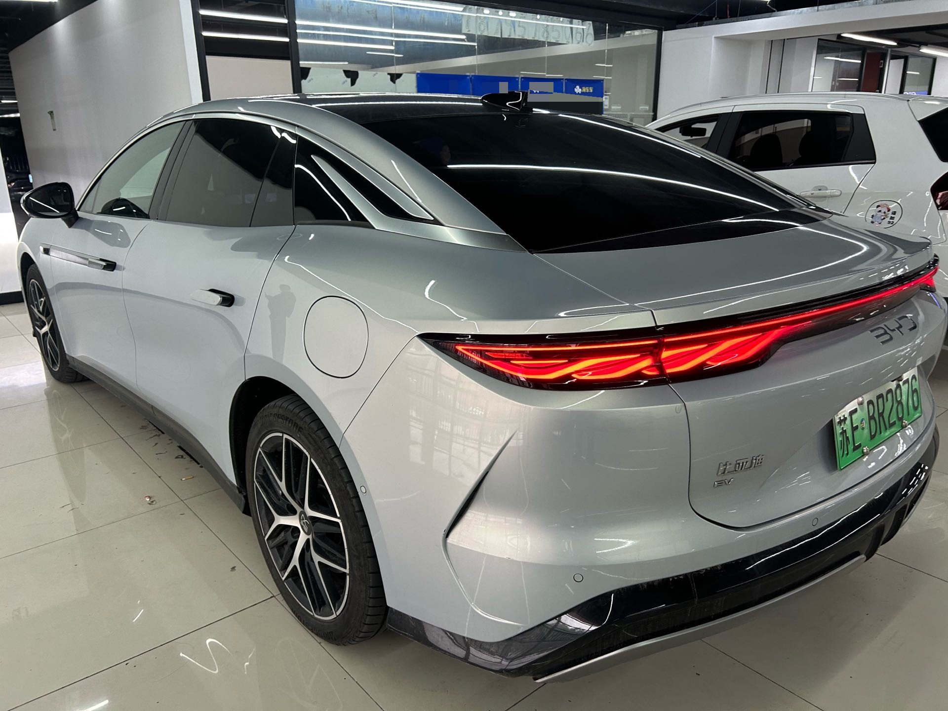 BYD HanL 2025 car image #4