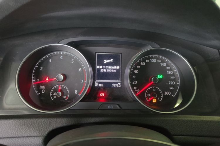 Volkswagen Golf 2020 car image #12