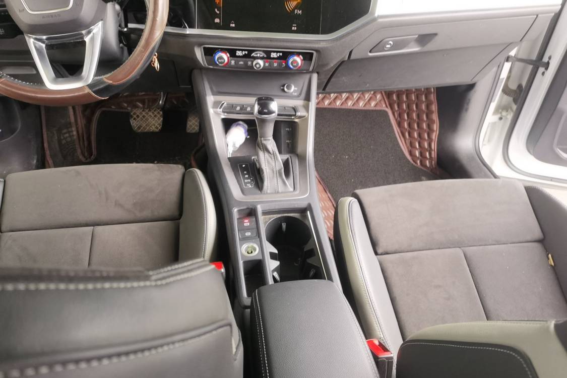 Audi Q3 2019 #15 Audi Q3 2019 car image #15