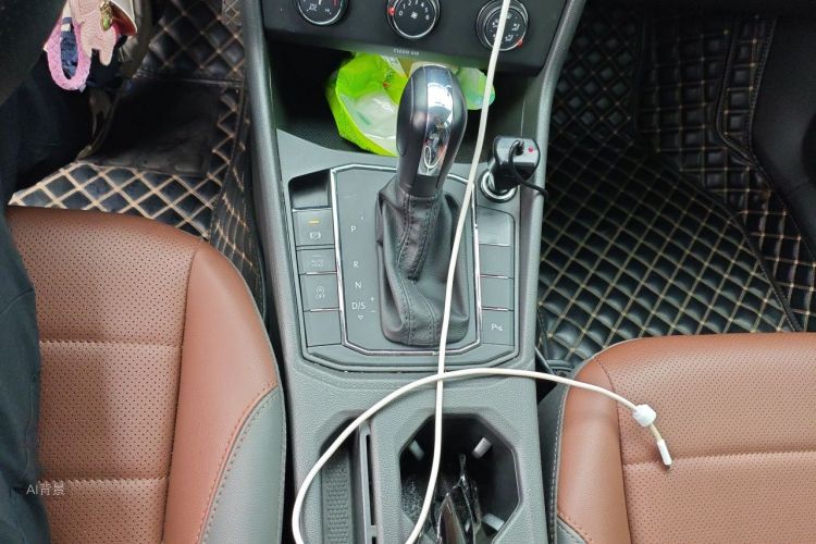 Volkswagen Lavida 2018 car image #16