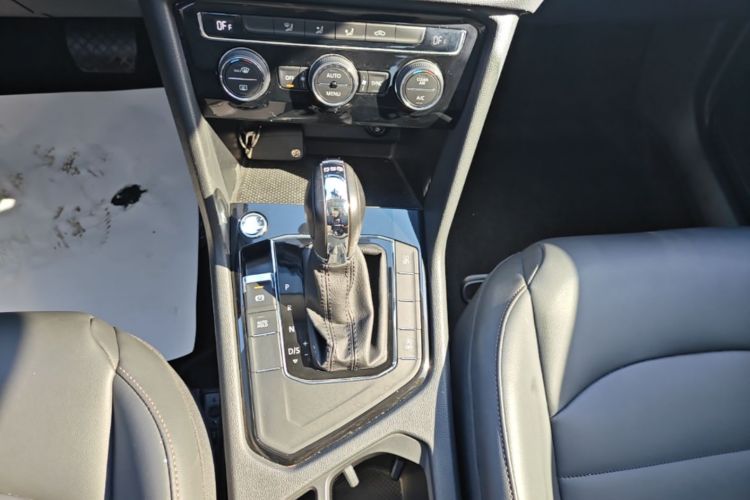 Volkswagen Tharu 2020 imagem de carro #14