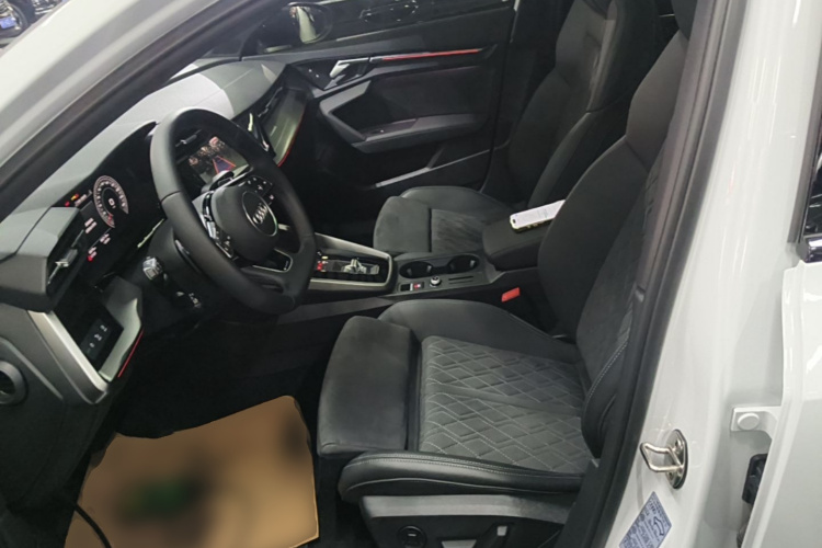 Audi A3 2024 car image #19