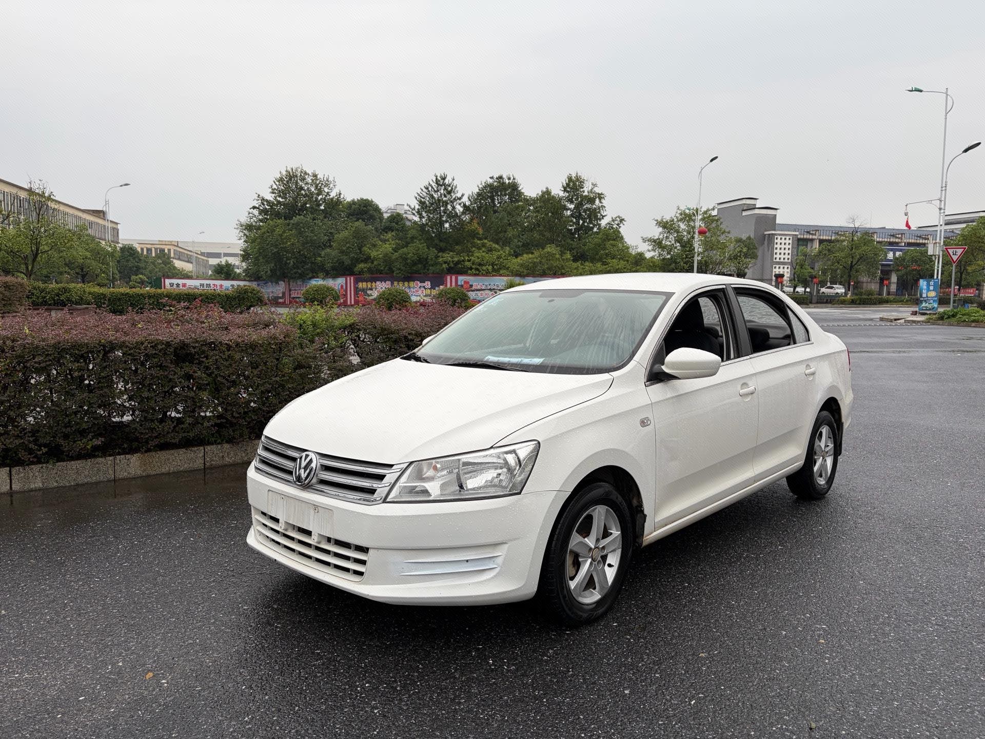 Volkswagen Santana 2014 Volkswagen Santana 2014 car image