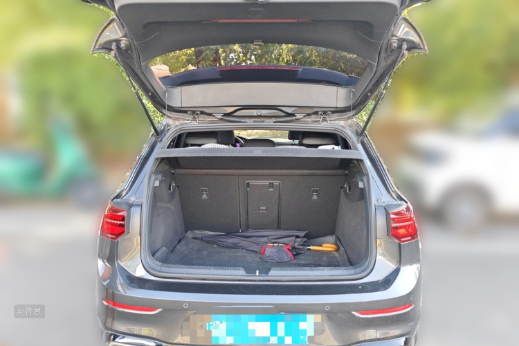 Volkswagen Golf 2022 car image #21