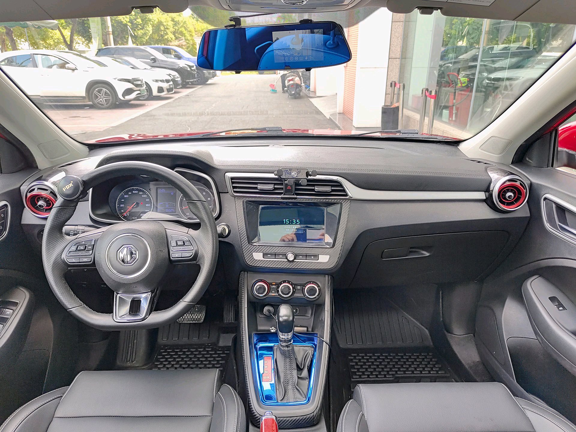 MG ZS 2018 car image #3