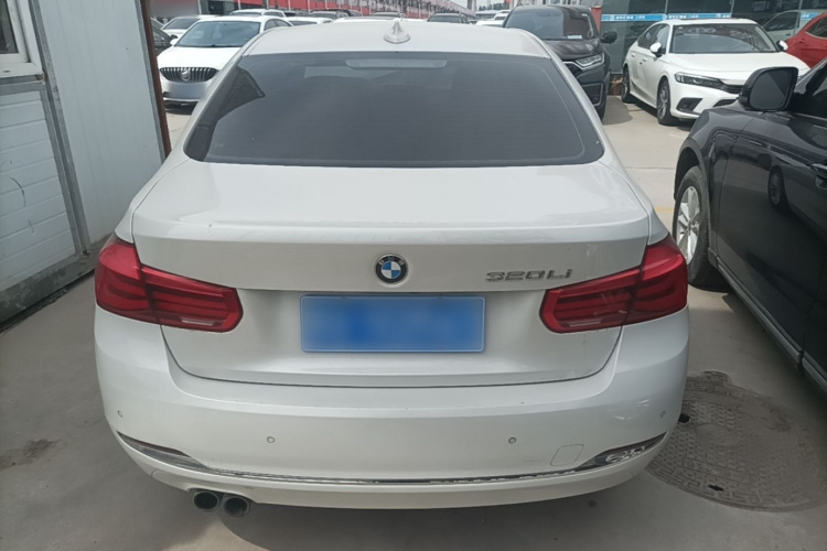 BMW 3 Series 2017 car image #6