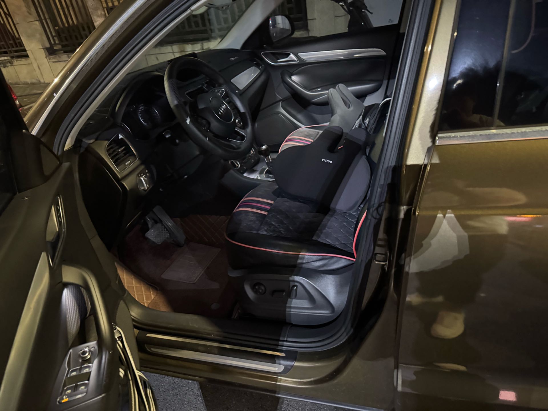 Audi Q3 2014 #8 Audi Q3 2014 car image #8