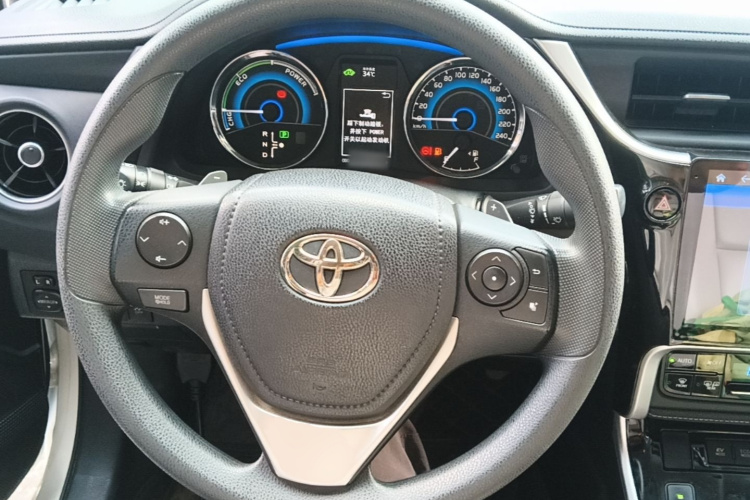 Toyota Corolla 2017 #11 Toyota Corolla 2017 car image #11