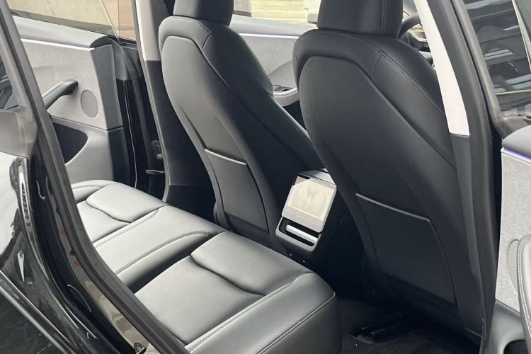 Tesla Model 3 2024 #10 Tesla Model 3 2024 car image #10