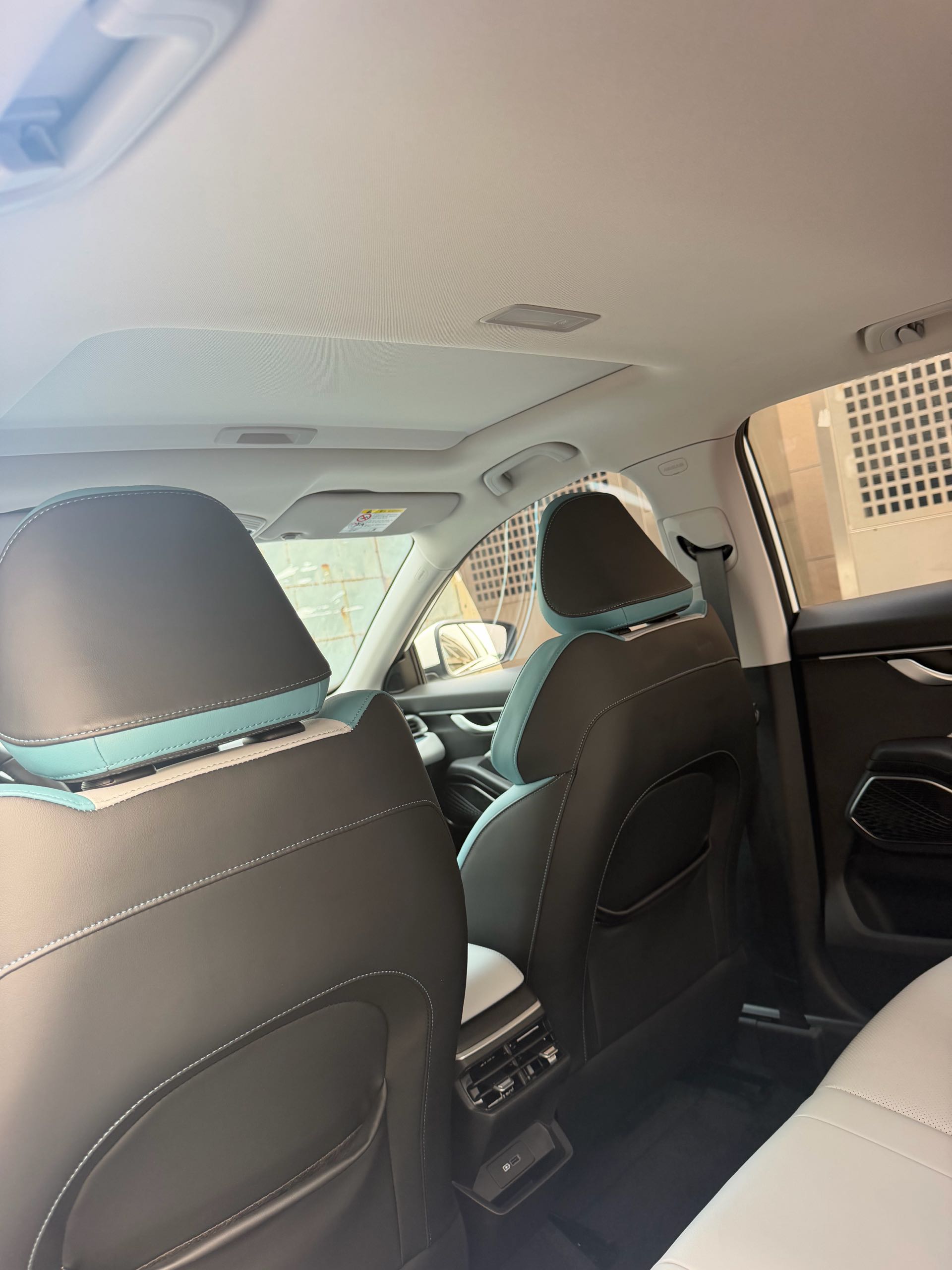 GEELY Emgrand 2023 #15 GEELY Emgrand 2023 car image #15