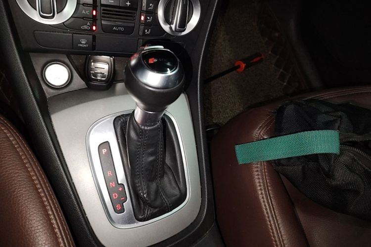 Audi Q3 2016 #18 Audi Q3 2016 car image #18