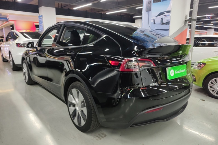 Tesla Model Y 2022 #5 Tesla Model Y 2022 immagine di auto #5