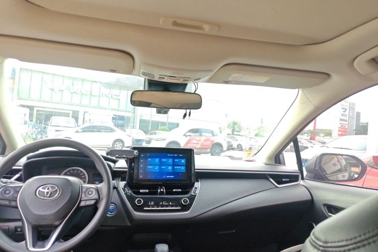 Toyota Corolla 2021 immagine di auto #18