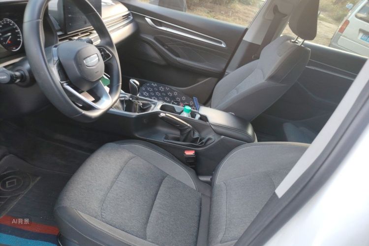 GEELY Emgrand 2024 car image #18