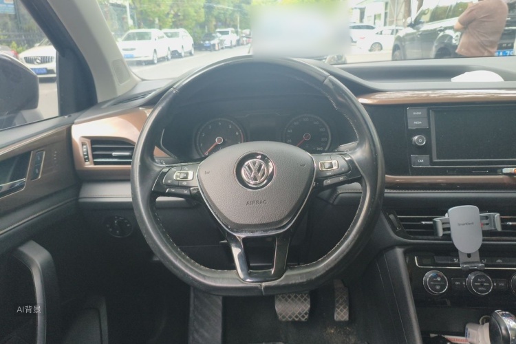 Volkswagen Tharu 2019 car image #13