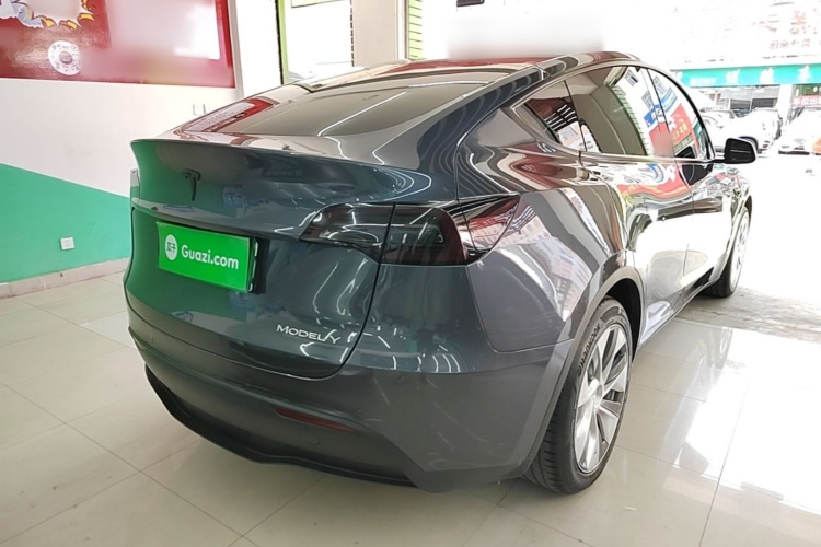 Tesla Model Y 2022 #7 Tesla Model Y 2022 car image #7
