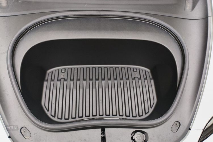 Tesla Model 3 2025 car image #22