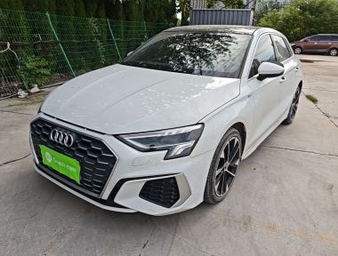 Audi A3 2023 Audi A3 2023 immagine di auto