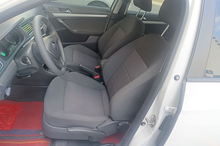 Volkswagen Lavida 2019 #19 Volkswagen Lavida 2019 car image #19