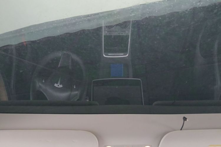 Tesla Model Y 2023 #20 Tesla Model Y 2023 car image #20