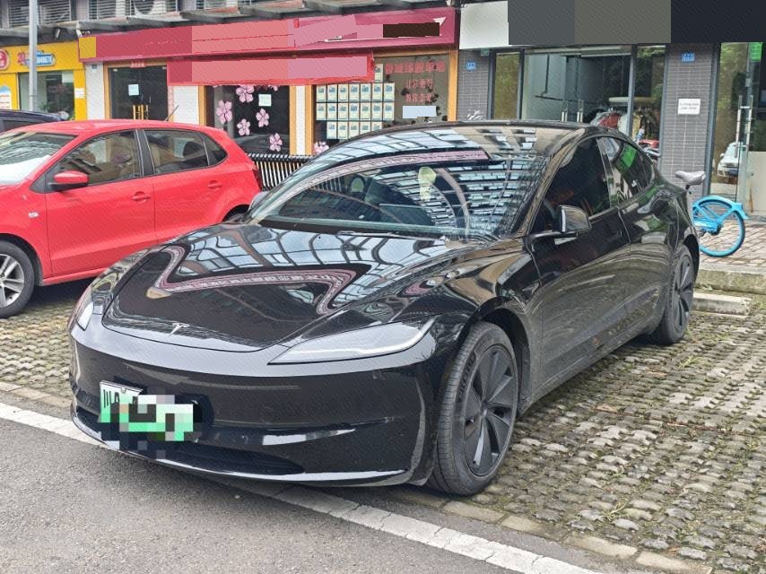 Tesla Model 3 2023 car image 
