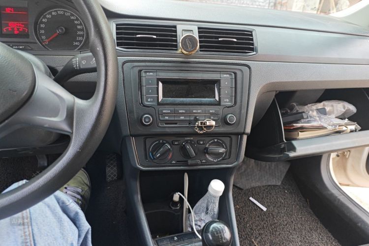 Volkswagen Santana 2019 #15 Volkswagen Santana 2019 car image #15