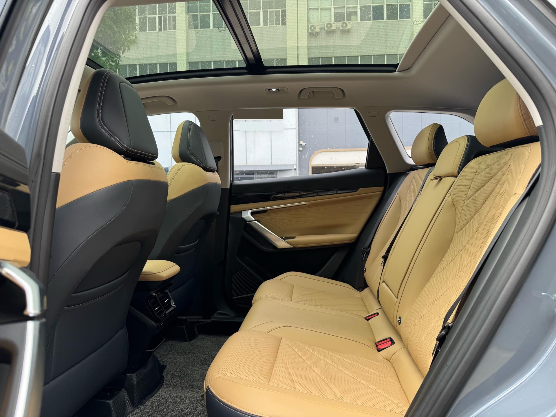 GEELY Boyue L 2023 car image #6