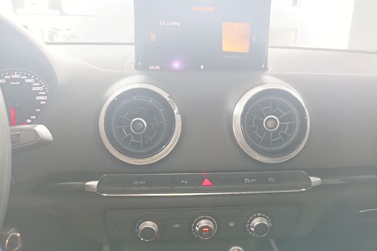 Audi A3 2018 #13 Audi A3 2018 car image #13