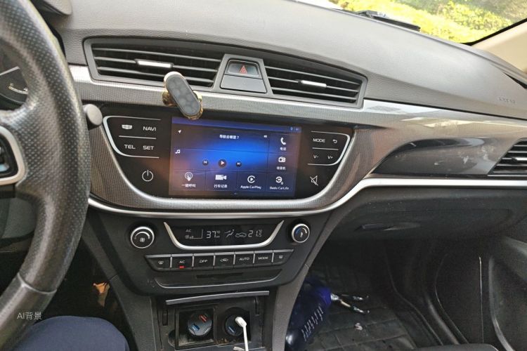 GEELY Emgrand 2017 car image #15