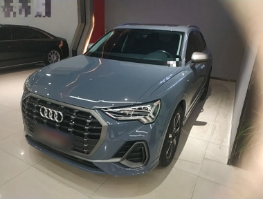 Audi Q3 2022 Audi Q3 2022 immagine di auto