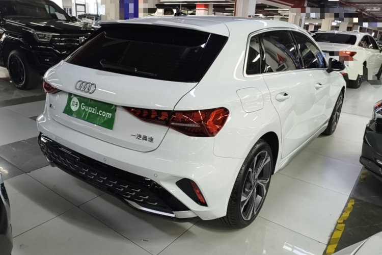 Audi A3 2025 صورة سيارة #7