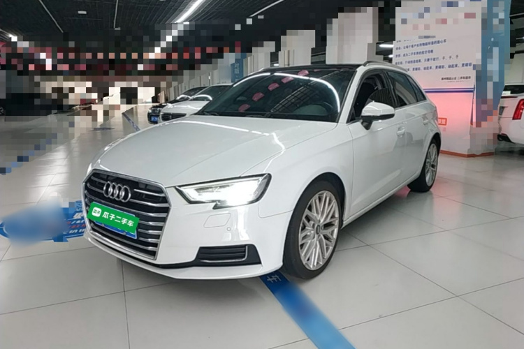 Audi A3 2017 car image #2