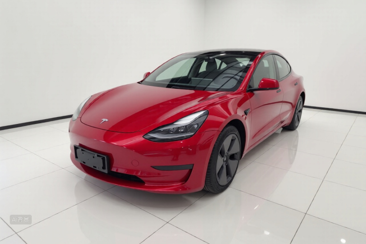 Tesla Model 3 2022 car image #2