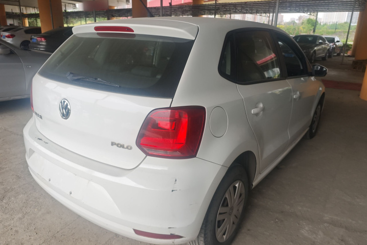 Volkswagen Polo 2017 car image #7
