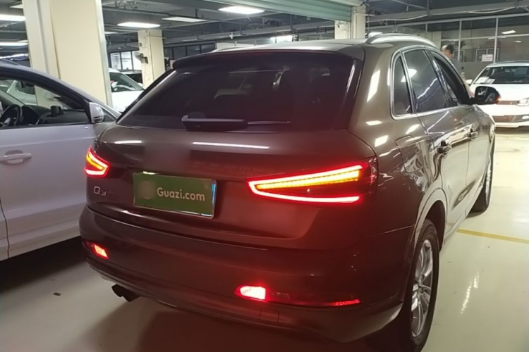 Audi Q3 2015 #5 Audi Q3 2015 car image #5